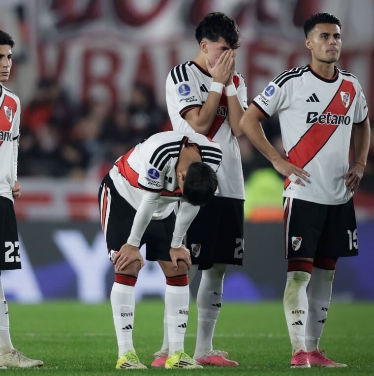 El jugador Facundo González lloró tras la eliminación de River
